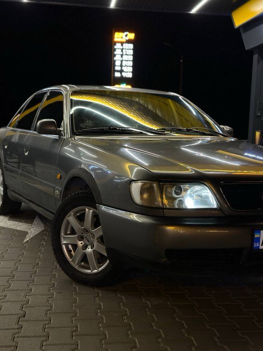 Продам Audi A6C4