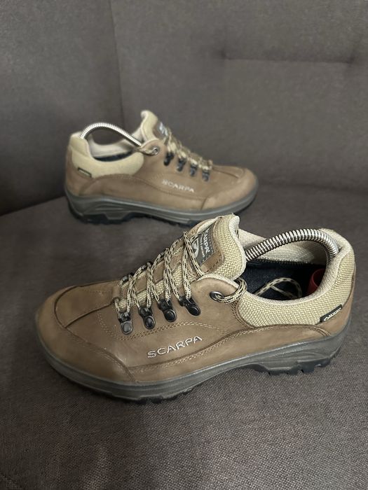 Жiночi кросiвки Scarpa Gore-Tex 39