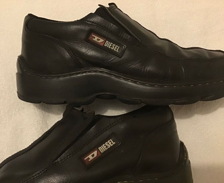 Sapatos marca Diesel