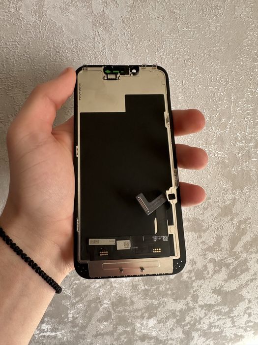 Дисплей на iPhone 13 (оригінал)