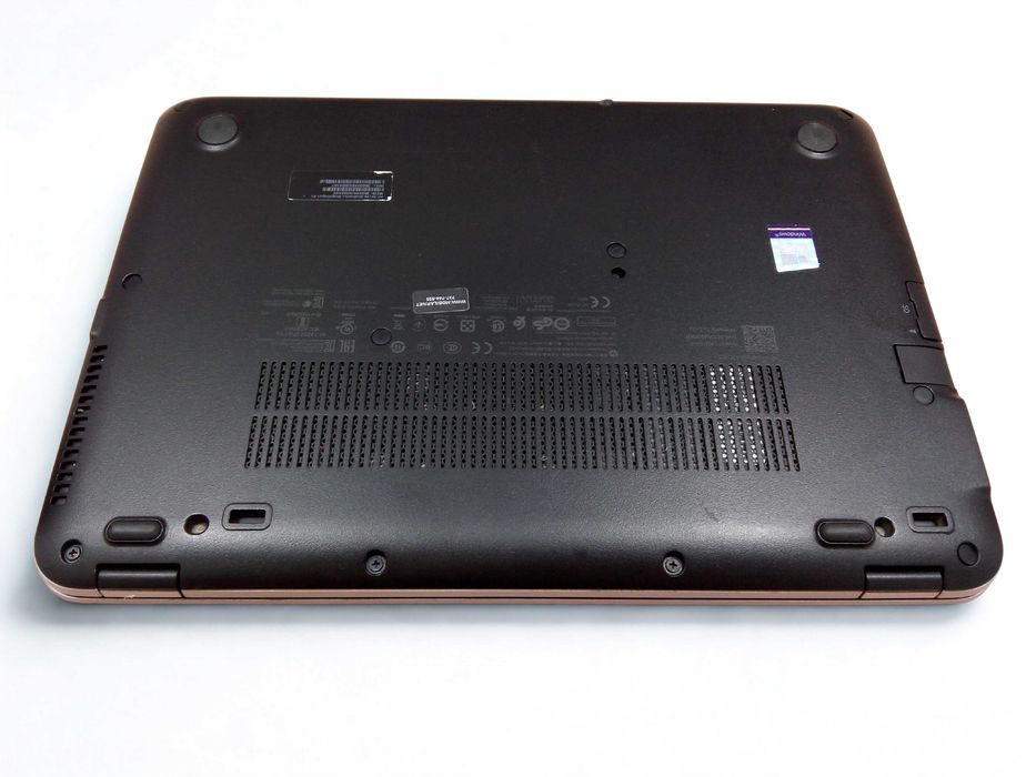 Laptop Używany HP 820 G4 i7 12,5 HD IPS 16GB 500SSD W11 Gw FV