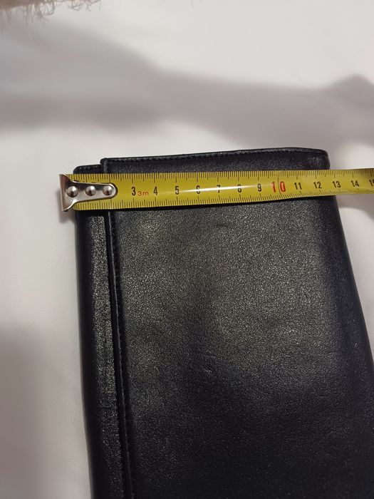 Чорний шкіряний Гаманець для документів, карток, монет.