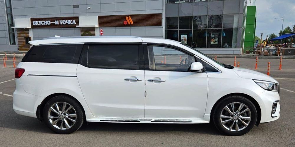 2018 KIA Carnival 2018 2.2 дизель