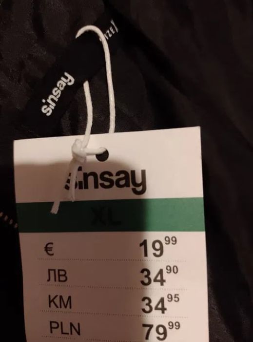 Sukienka z eko skórki