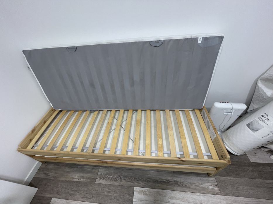 IKEA Usado -  2x Camas Utaker | 2x Colchões AFJALL | 1x Protetor Colchão Sotnätfjäril