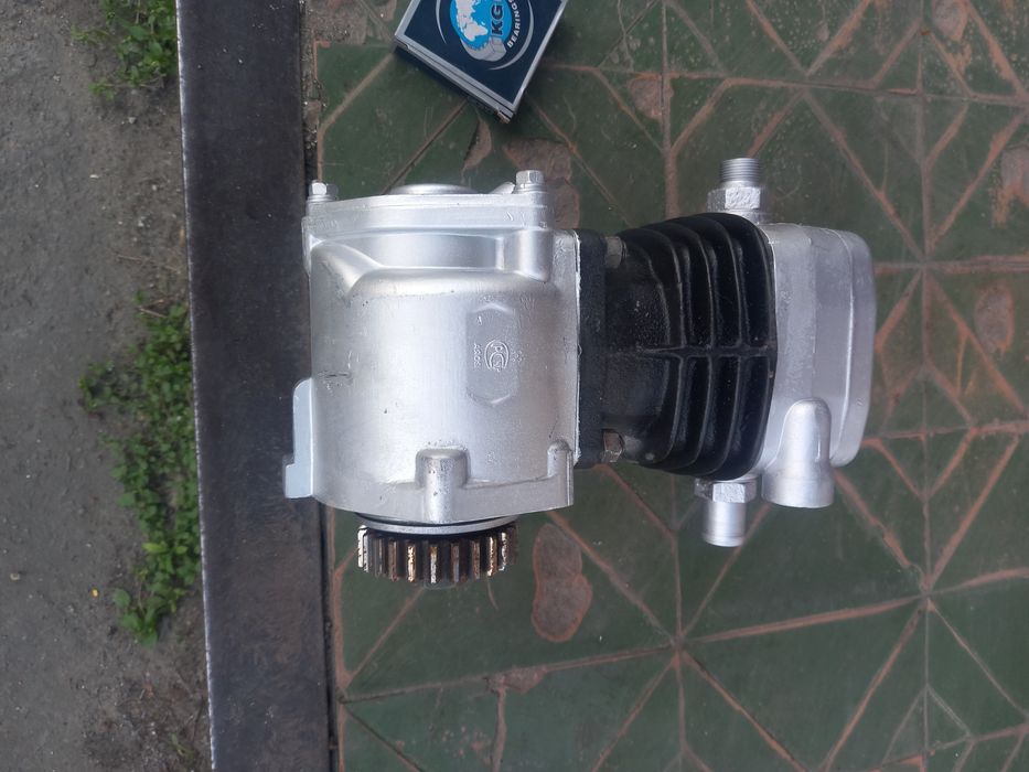 Компрессор 1-цилиндровый на КамАЗ 53205-3509015