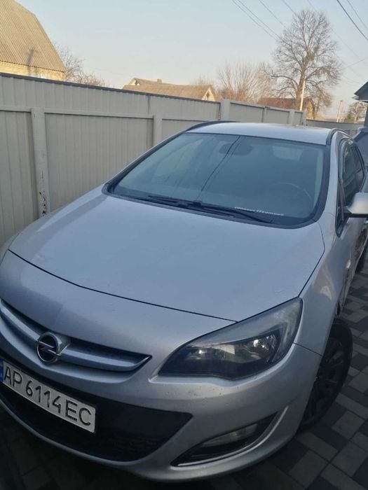 Opel Astra J 1.7