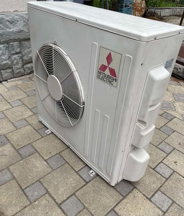Обогрев и охлаждение. Продам кондиционер Mitsubishi MSZ-GF60VE.
