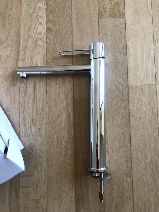 Torneira monocomando  de lavatório alta de bica comprida IMEX MILOS