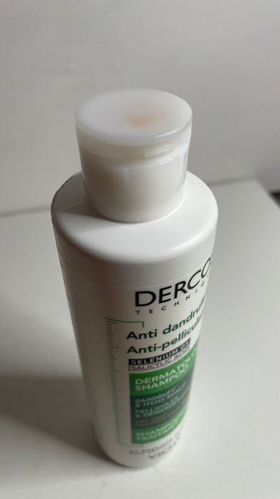 (152) Vichy Dercos Anti-Dandruff, szampon, 200 ml