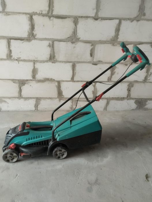 Kosiarka akumulatorowa Bosch rotak 32