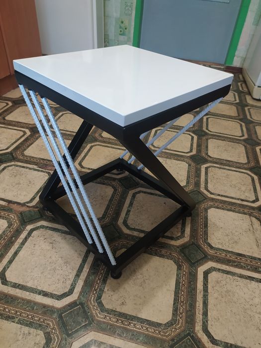 Табуретка,стілець