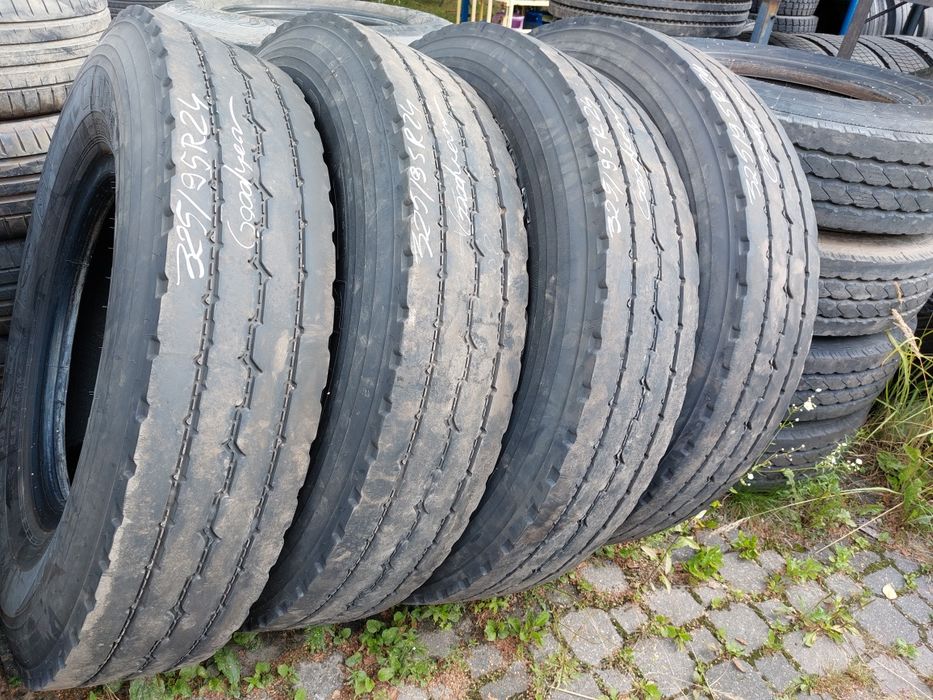 325/95R24 Goodyear opony używane rolnicze 4 szt