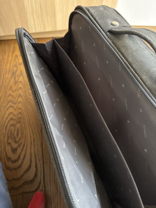 Solidna torba na duzego laptopa