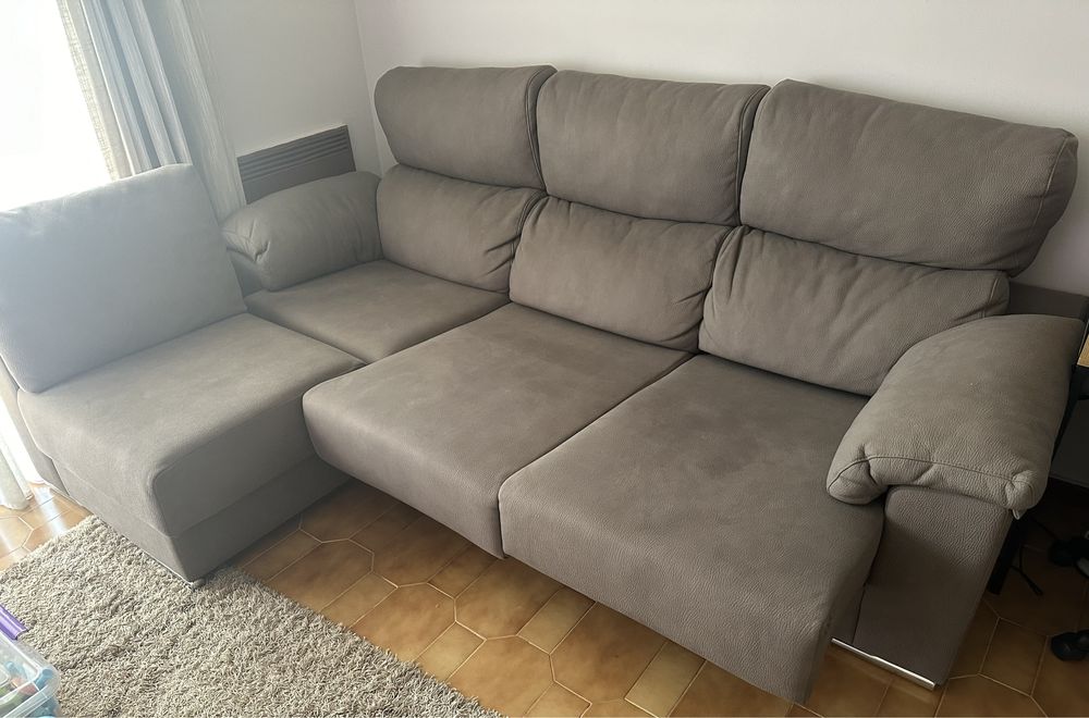 Sofa com puff amovivel