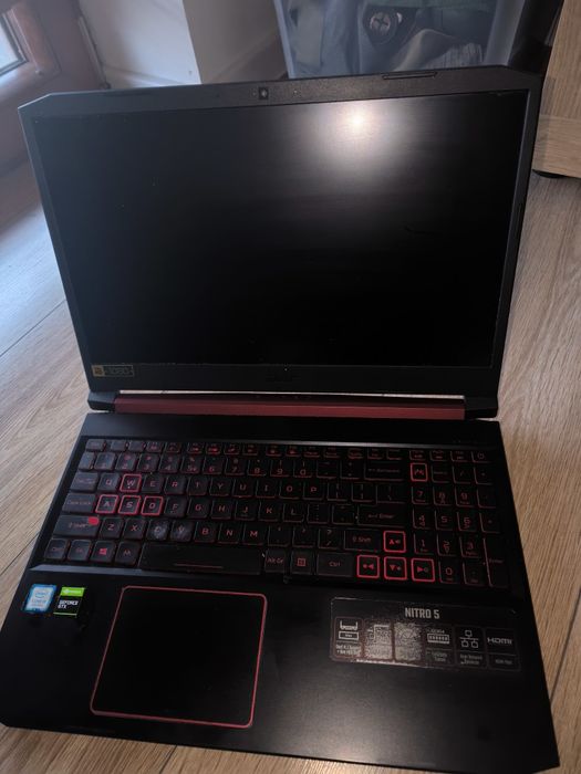 Laptop Acer Nitro V z GTX 1650 – uszkodzony (na części / do naprawy)