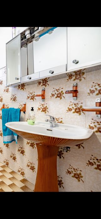 Pia / lavatório, sanita e bide - louças para casa de banho