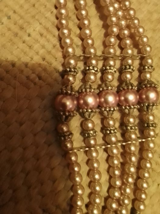 Colares e pulseira muito gira e baratas