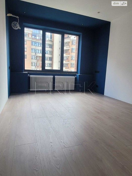 Продаж 3-к квартиру 101 кв.м Бульвар Лесі Українки 21а Ст. метро 5 хв. пішки