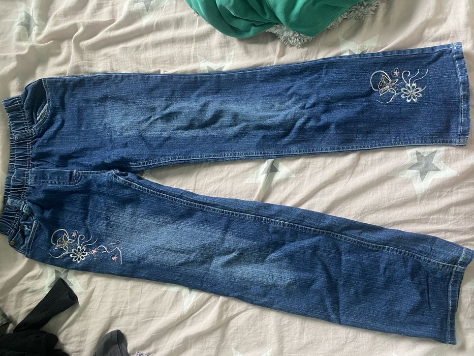 темно синие джинсы y2k стиль с вышивкой