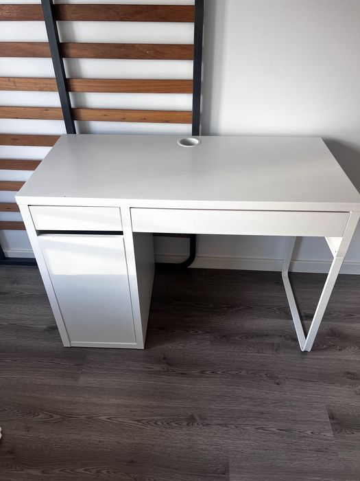 Secretária Ikea