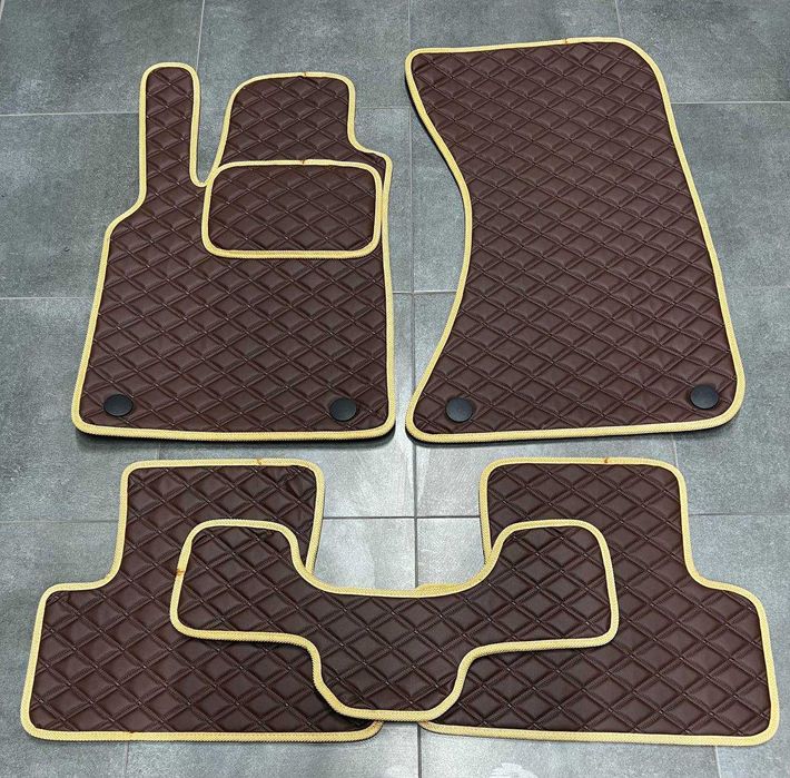 Коврики із екошкіри для Ауді\ Q4 e-tron\ e-tron\ Q7\ Q5\ Q8\ еко кожа