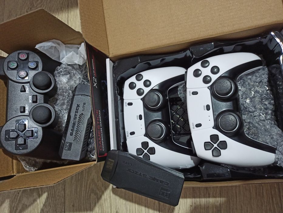 Игровая приставка игровой стик