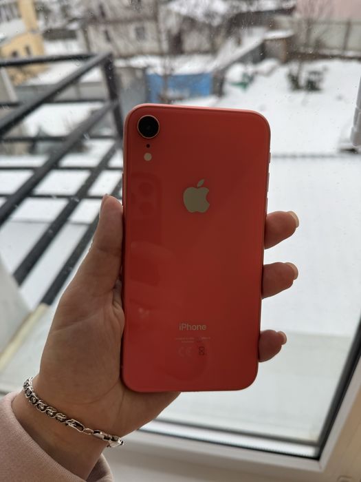 iPhone xr 64 гігабайт