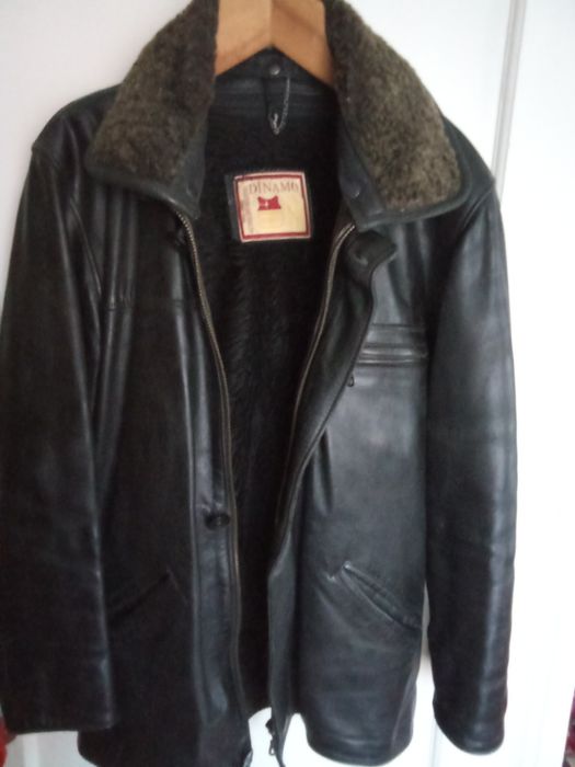 Фирменная кожаная куртка с меховой подстежкой на 3 сезона,48 размер