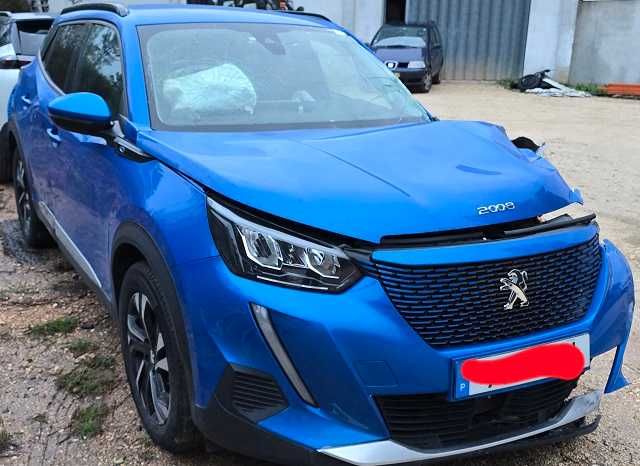 PEUGEOT E-2008 electrico