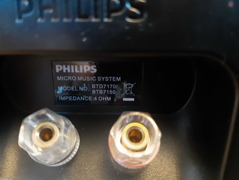 Wieża Philips BTB7150