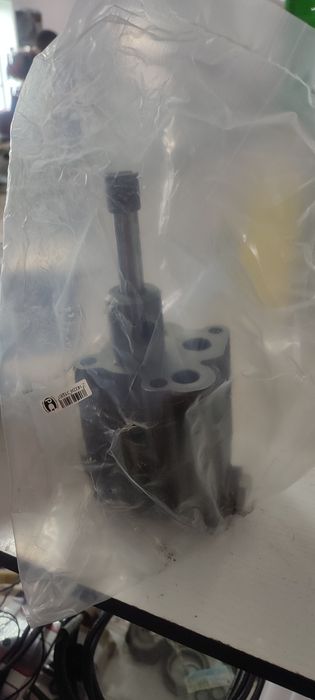 130-1011010 Насос масляный двигателя ЗИЛ 130 с прокладкой ПЕКАР