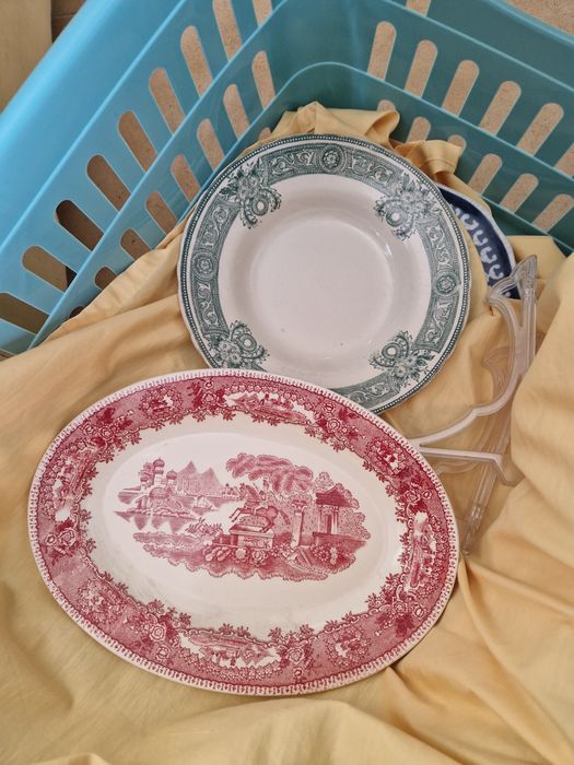 Vendo Louças Antigas