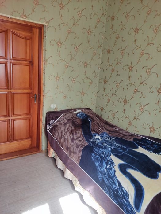 Здам 1 кімнатну у будинку Чугуїв