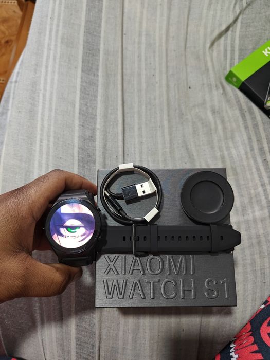 Relógio inteligente "Xiaomi Watch S1"