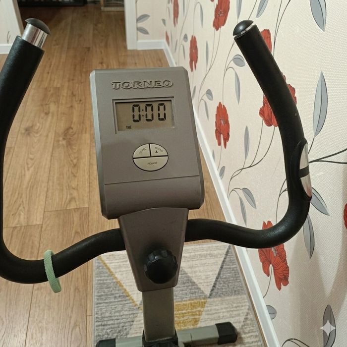 Велотренажер Torneo Samba