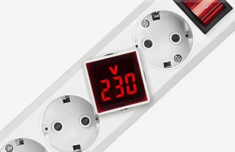 Вольтметр в розетку вольтметр 220В розеточный. Dm 55