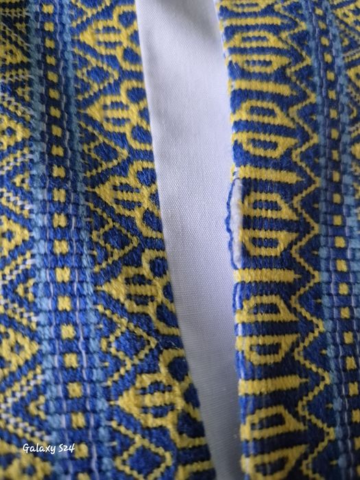 Продам вишиванку