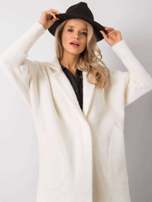 Biały płaszcz alpaka oversize