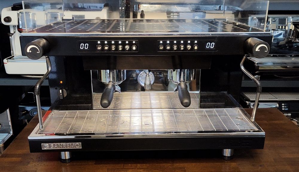 Професійна кавомашина San Remo Zoe COMPETITION