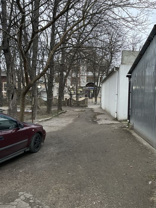 Центр міста!Здам подобово або погодинно