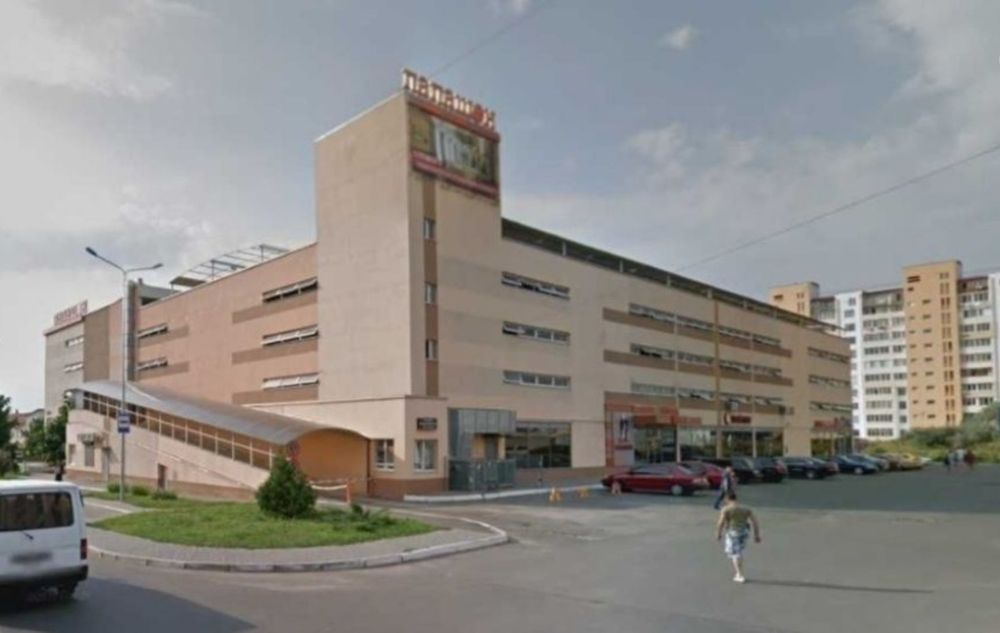 Сдам паркоместо в крытом многоуровневом паркинге