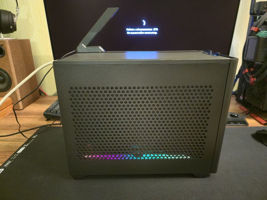 Cooler Master NR200P Core i7 12700K Asus ROG Strix RTX 3080 DDR5 32GB