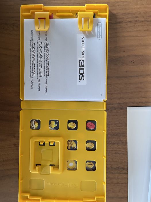 Nintendo DS and 3DS Game Cases and Manuals64551522892801122