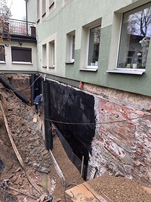 Minikoparka uslug budowlane / wykopy / wynajem