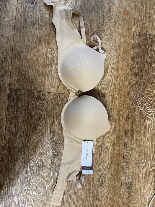 Бюст calvin klein 36c на 80 С