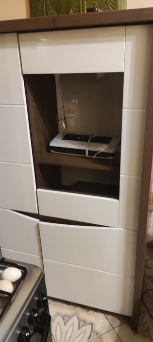 Witryna, komoda, 1 słupek prawa Saint Tropez