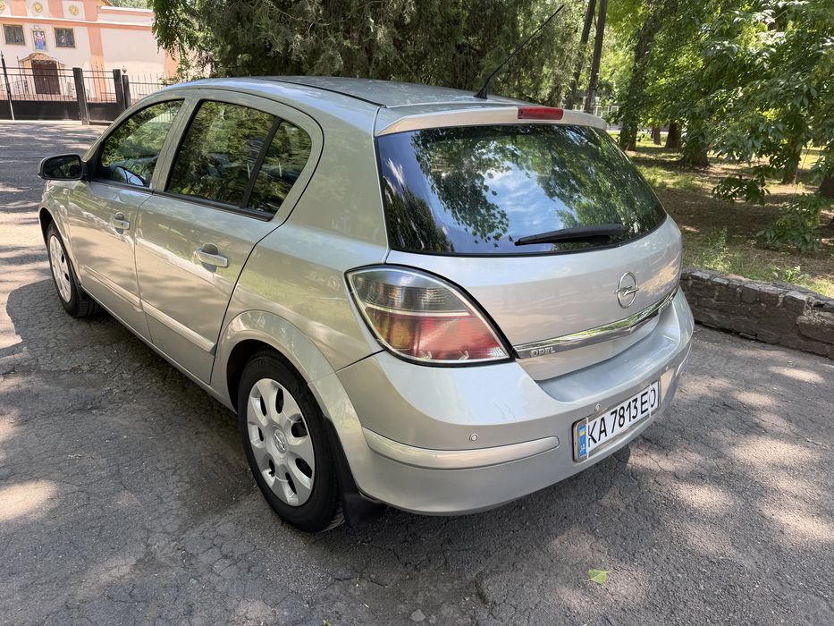 Продам ОПЕЛЬ АСТРА 1.6 газ