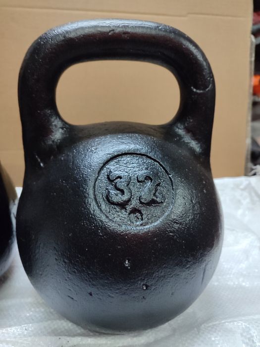 Гири 8кг16кгКЛЗ.24кгКЛЗ.32кг .спортивная