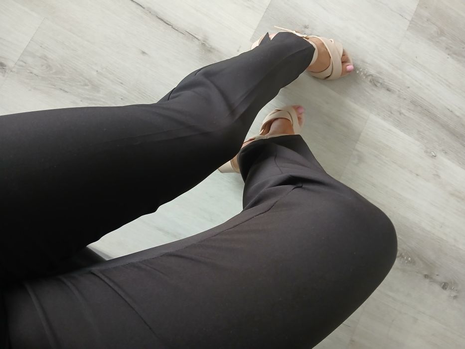 Eleganckie czarne spodnie w kant S
